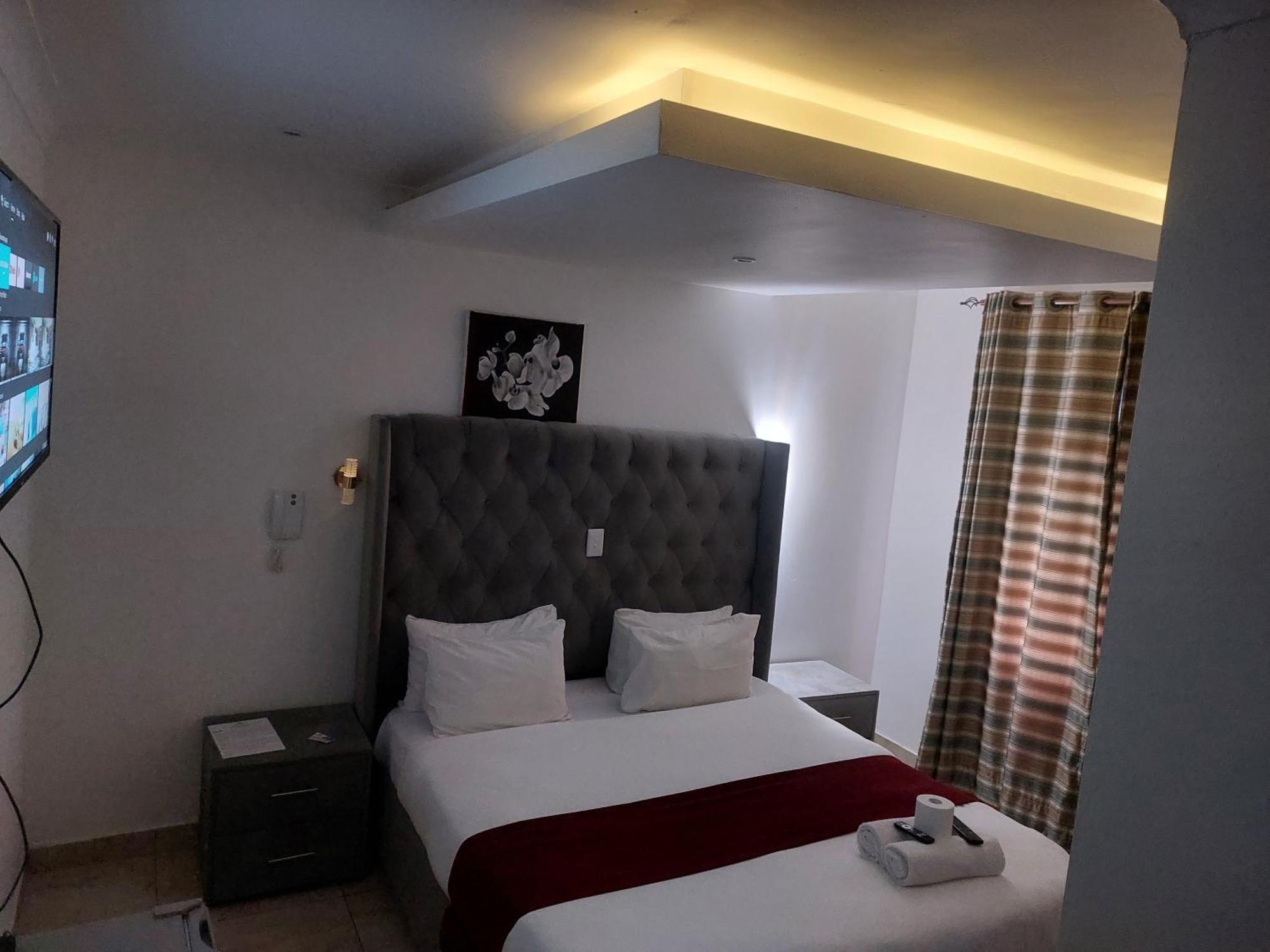 Gold Crown International Hotel 요하네스버그 외부 사진