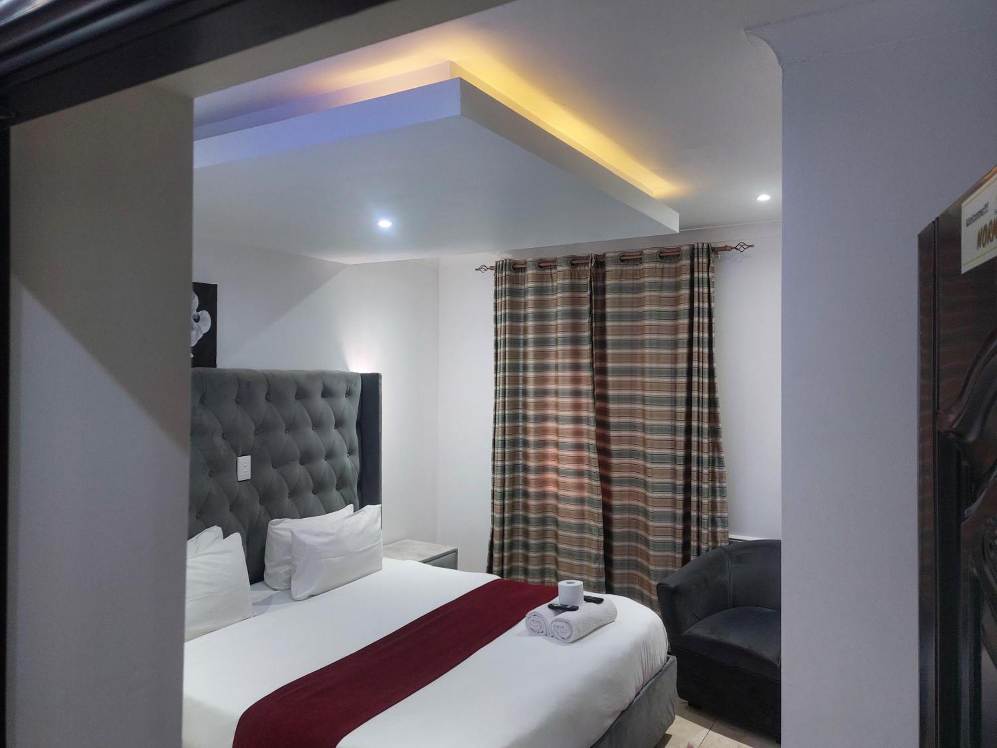 Gold Crown International Hotel 요하네스버그 외부 사진
