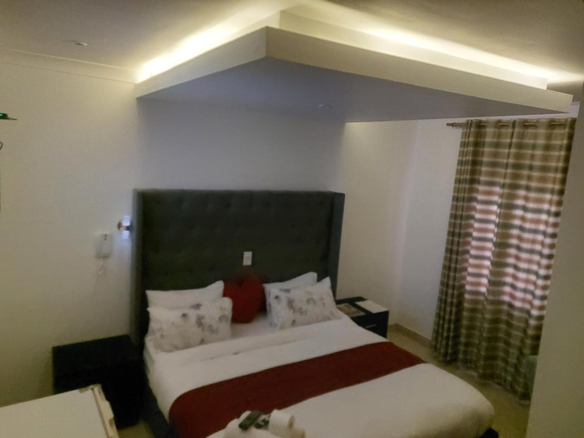 Gold Crown International Hotel 요하네스버그 외부 사진