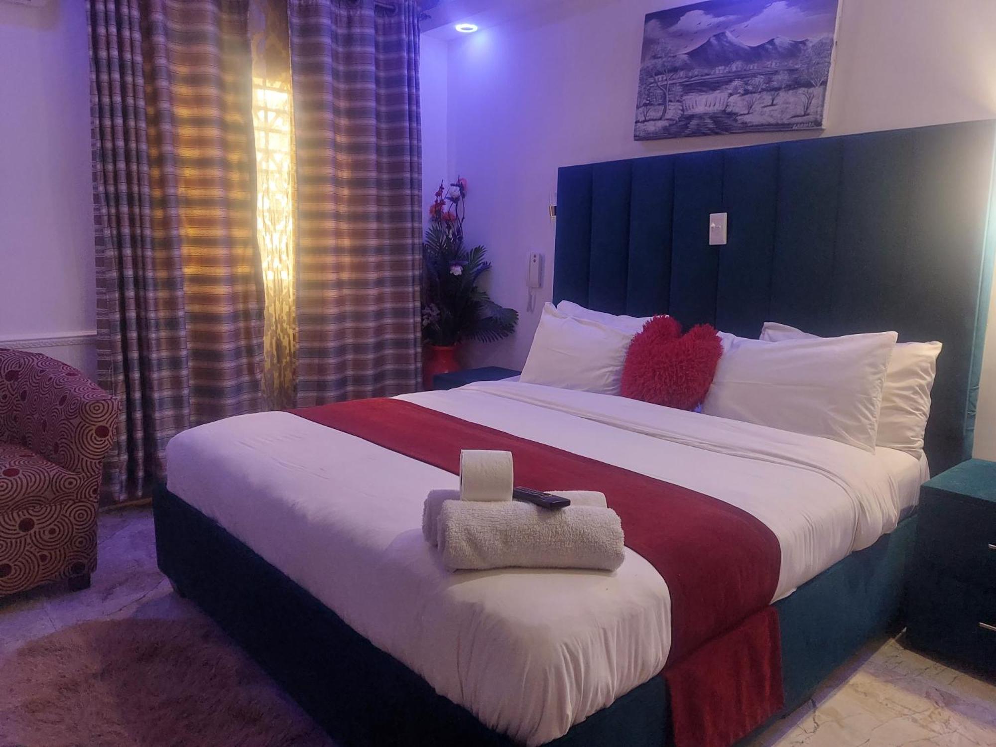 Gold Crown International Hotel 요하네스버그 외부 사진